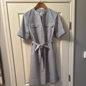 Anne Klein Gray Seersucker Midi Dress with Mandarin Collar and Cuffed Sleeves